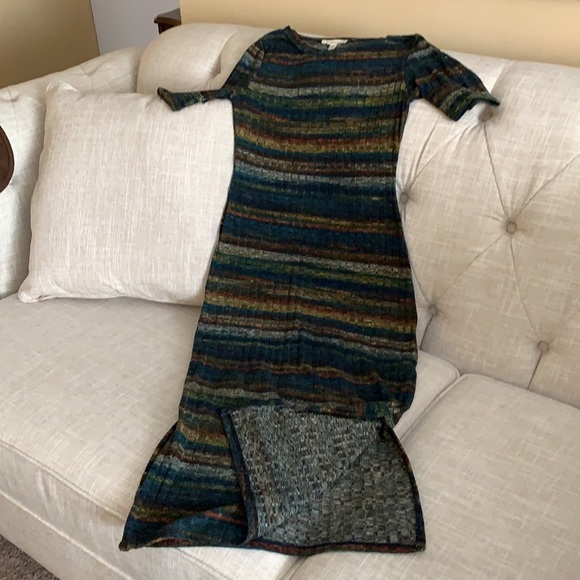 Long Dress - Picture 4 of 8